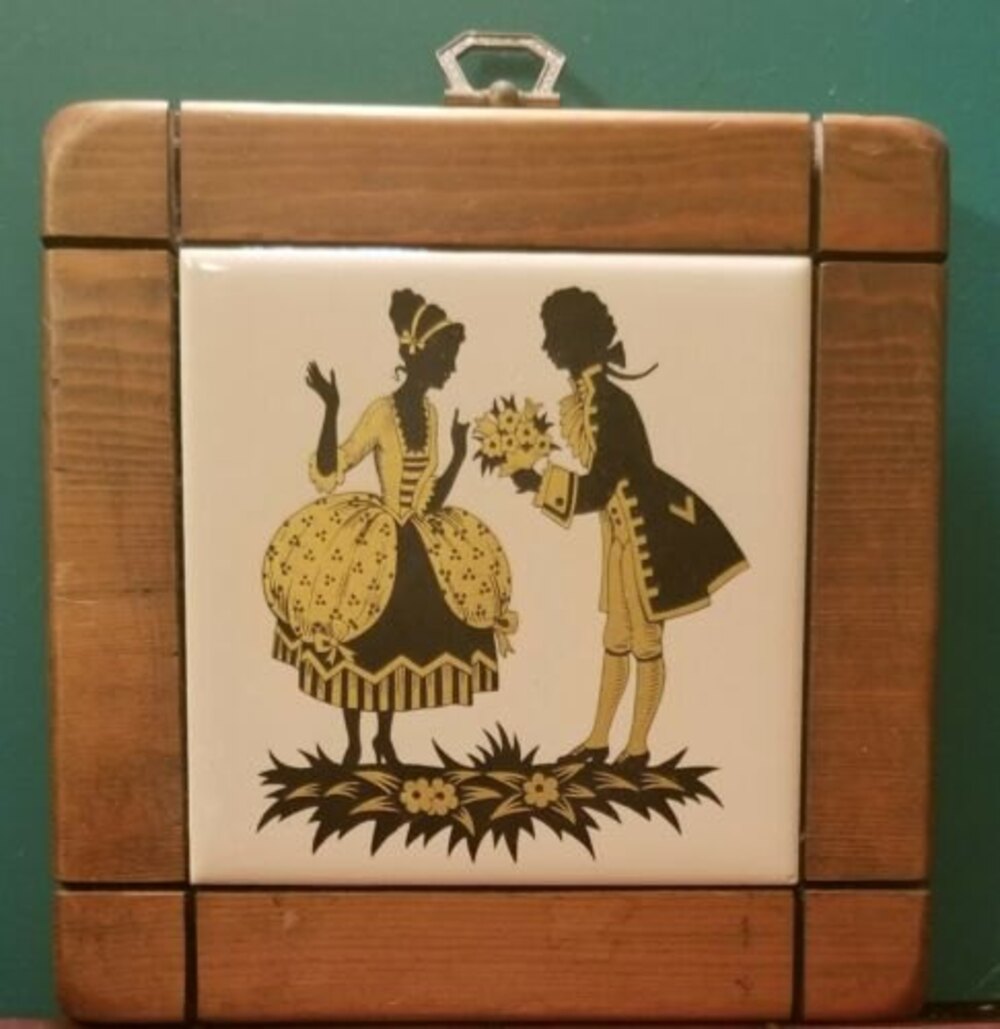 Vintage 1970's Colonial Couple Ceramic Tile & Wooden Trivet 6.25"x6.25"x.75